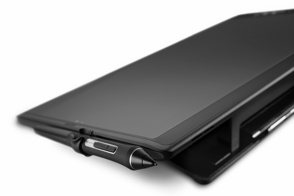 MobileStudio Pro 13 （core i5・128GB） DTHW1321LK0D MobileStudio Pro13 i5 128GB 1台 wacom(ワコム) 【通販